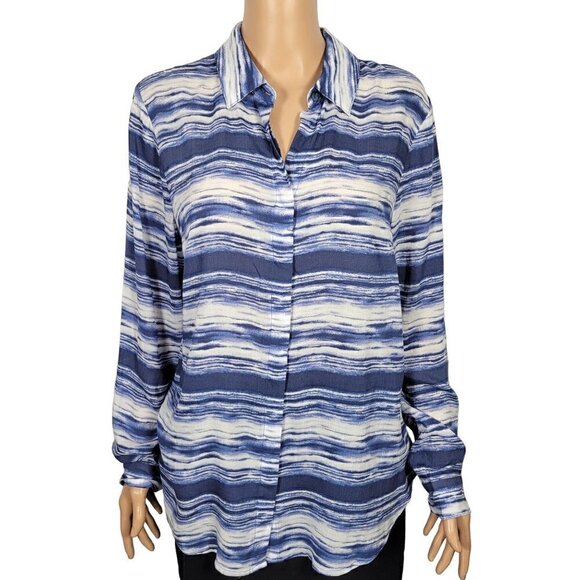 Soft Surroundings Women's Blue/White Wavy Light Weight Button Up Blouse Size M - Picture 1 of 10
